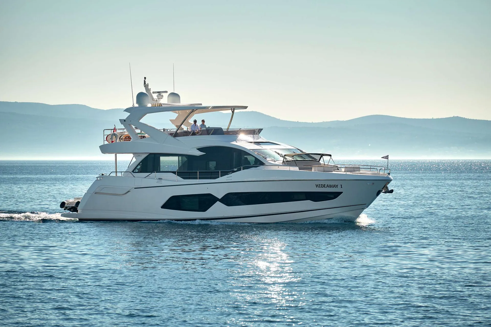 Hideaway at anchor