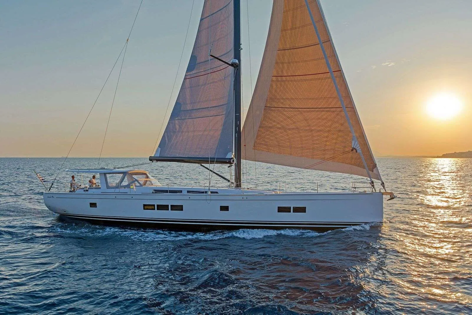 Alizee at anchor
