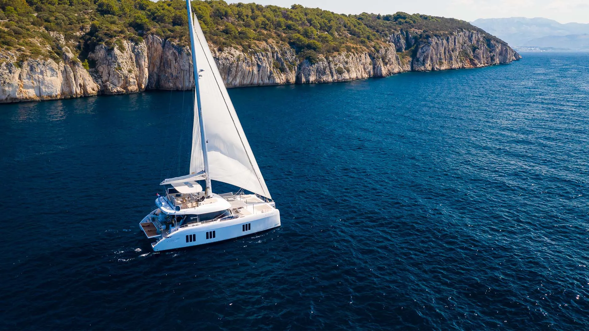 Solitaire at anchor
