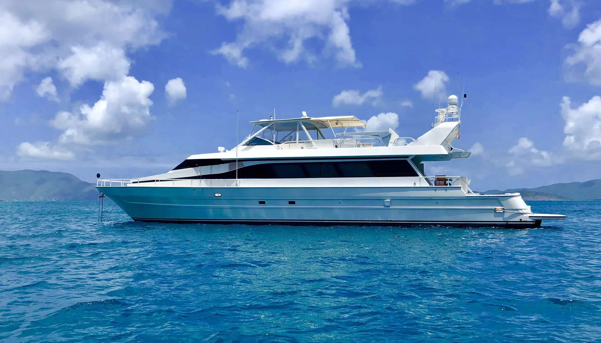 Suite Life at anchor